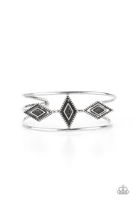 oak-sisters-jewelry-desert-diamondback-black-bracelet-paparazzi-accessories-by-lisa