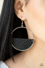 Load image into Gallery viewer, Paparazzi 🔆 Animal Aesthetic - Black Earrings
