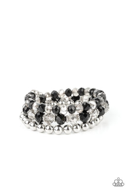 oak-sisters-jewelry-gimme-gimme-black-bracelet-paparazzi-accessories-by-lisa