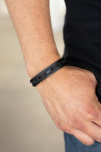 Load image into Gallery viewer, Paparazzi 🔆 Macho Mystery - Black Bracelet
