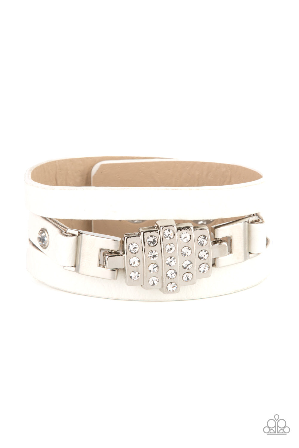oak-sisters-jewelry-ultra-urban-white-bracelet-paparazzi-accessories-by-lisa
