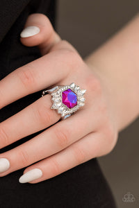 Paparazzi 🔆 Divine Intervention - Pink Ring