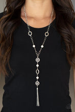 Load image into Gallery viewer, Paparazzi 🔆 The Natural Order - White Necklace
