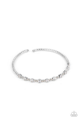 oak-sisters-jewelry-timelessly-tiny-white-bracelet-paparazzi-accessories-by-lisa