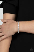 Load image into Gallery viewer, Paparazzi 🔆 Timelessly Tiny - White Bracelet
