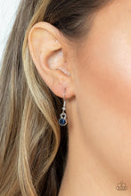 Load image into Gallery viewer, Paparazzi 🔆 Throwing SHADES - Blue Necklace
