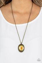 Load image into Gallery viewer, Paparazzi 🔆 Prairie Passion - Orange Necklace
