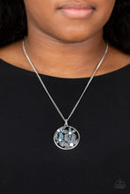 Load image into Gallery viewer, Paparazzi 🔆 Glade Glamour - Blue Necklace
