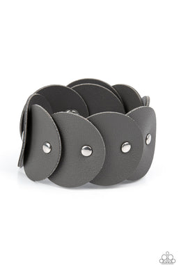 oak-sisters-jewelry-rhapsodic-roundup-silver-bracelet-paparazzi-accessories-by-lisa