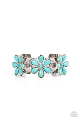 oak-sisters-jewelry-desert-flower-patch-blue-bracelet-paparazzi-accessories-by-lisa