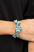 Load image into Gallery viewer, Paparazzi 🔆 Desert Flower Patch - Blue Bracelet
