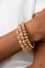 Load image into Gallery viewer, Paparazzi 🔆 Gimme Gimme - Gold Bracelet
