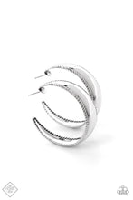 Load image into Gallery viewer, oak-sisters-jewelry-dune-dynasty-silver-earrings-paparazzi-accessories-by-lisa
