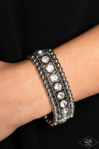 Paparazzi 🔆 Ritzy Reboot - White Bracelet