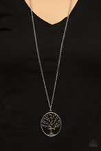 Load image into Gallery viewer, Paparazzi 🔆 Autumn Abundance - Green Necklace
