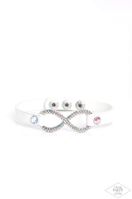 oak-sisters-jewelry-innocent-till-proven-glitzy-multi-paparazzi-accessories-by-lisa