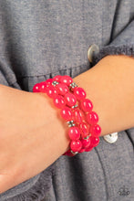 Load image into Gallery viewer, Paparazzi 🔆 Coastal Coastin - Pink Bracelet
