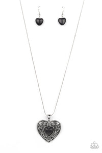 oak-sisters-jewelry-wholeheartedly-whimsical-black-necklace-paparazzi-accessories-by-lisa