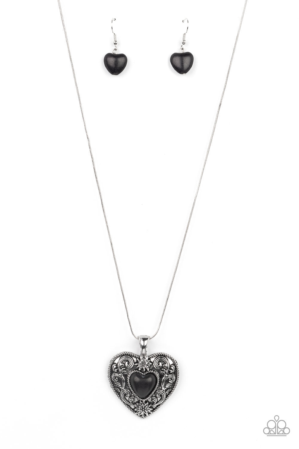 oak-sisters-jewelry-wholeheartedly-whimsical-black-necklace-paparazzi-accessories-by-lisa