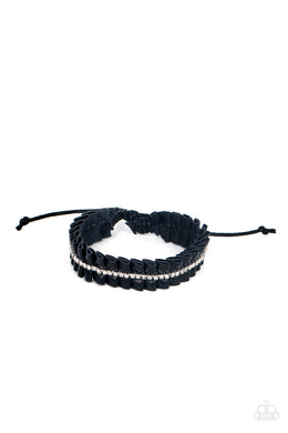 oak-sisters-jewelry-pretty-pretty-pleats-black-paparazzi-accessories-by-lisa
