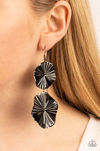 Load image into Gallery viewer, Paparazzi 🔆 In Your Wildest FAN-tasy - Black Earrings
