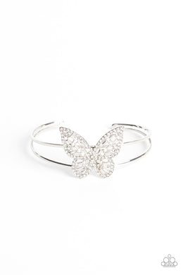 oak-sisters-jewelry-butterfly-bella-white-bracelet-paparazzi-accessories-by-lisa