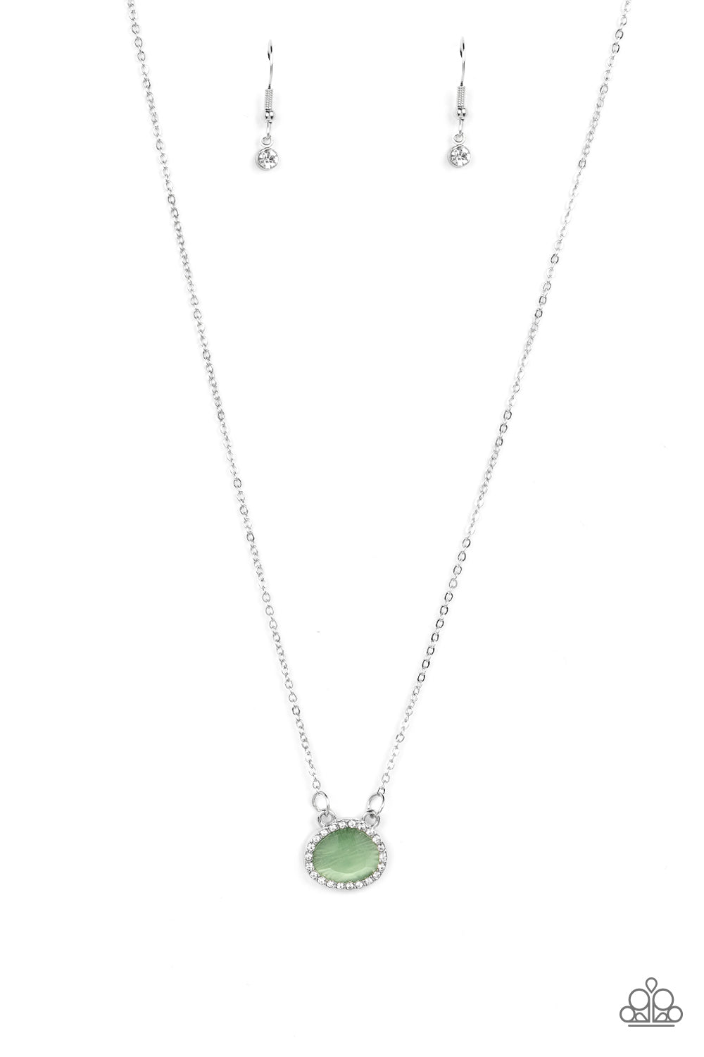 oak-sisters-jewelry-treasure-me-always-green-necklace-paparazzi-accessories-by-lisa