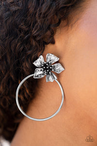 Paparazzi 🔆 Buttercup Bliss - Silver Post Earrings