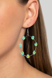 Paparazzi 🔆 Dainty Daisies - Blue Earrings