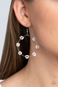 Paparazzi 🔆 Dainty Daisies - Multi Earrings