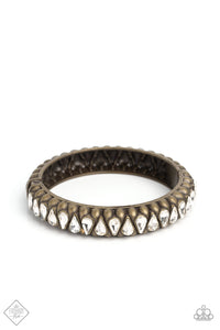 oak-sisters-jewelry-crafted-coals-brass-bracelet-paparazzi-accessories-by-lisa