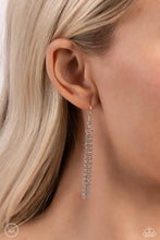 Load image into Gallery viewer, Paparazzi 🔆FLYING in Wait - Blue Necklace
