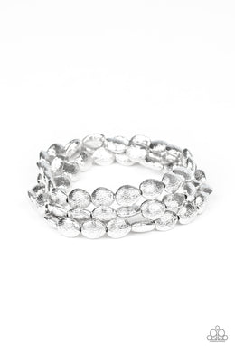 oak-sisters-jewelry-basic-bliss-silver-bracelet-paparazzi-accessories-by-lisa